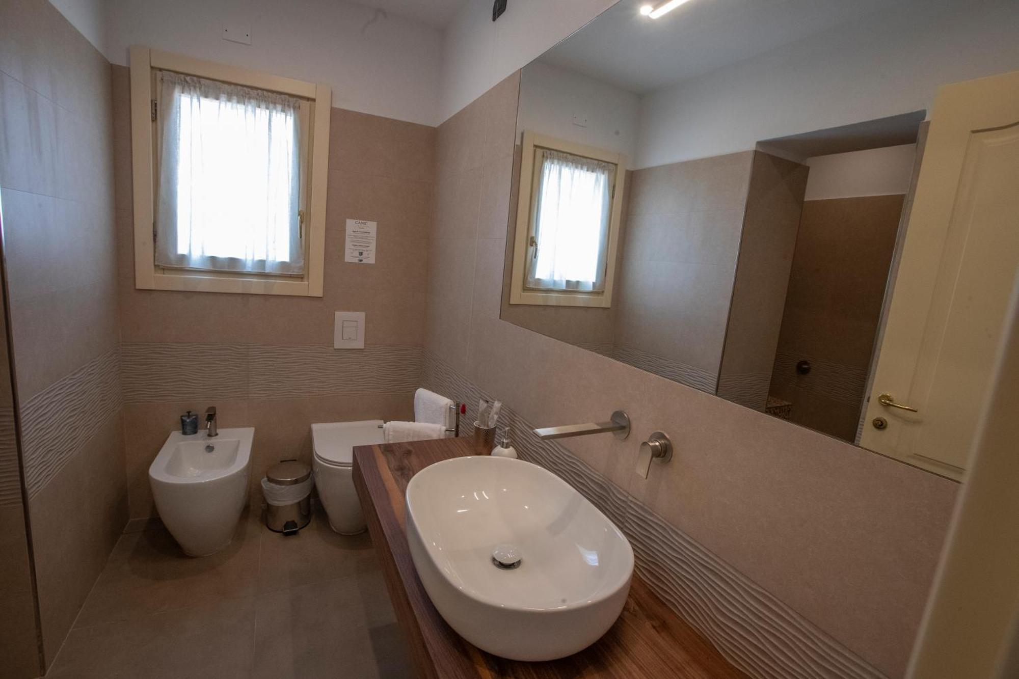 Albergo Cane Dozza Buitenkant foto